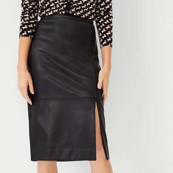 Ann Taylor Dresses & Skirts - Ann Taylor Faux Leather Pencil Skirt Size 2